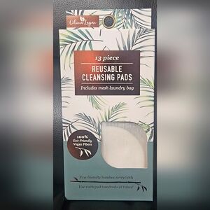 Olivia Layne 13 Piece Reusable Cleaning Pads With Mesh Laundry Bag NEW